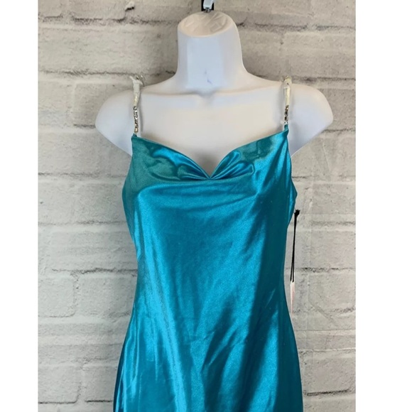 Crystal Sky• Women’s Sweetheart Blue Rhinestones Strap Dress SIZE MEDIUM NWT - Picture 9 of 11